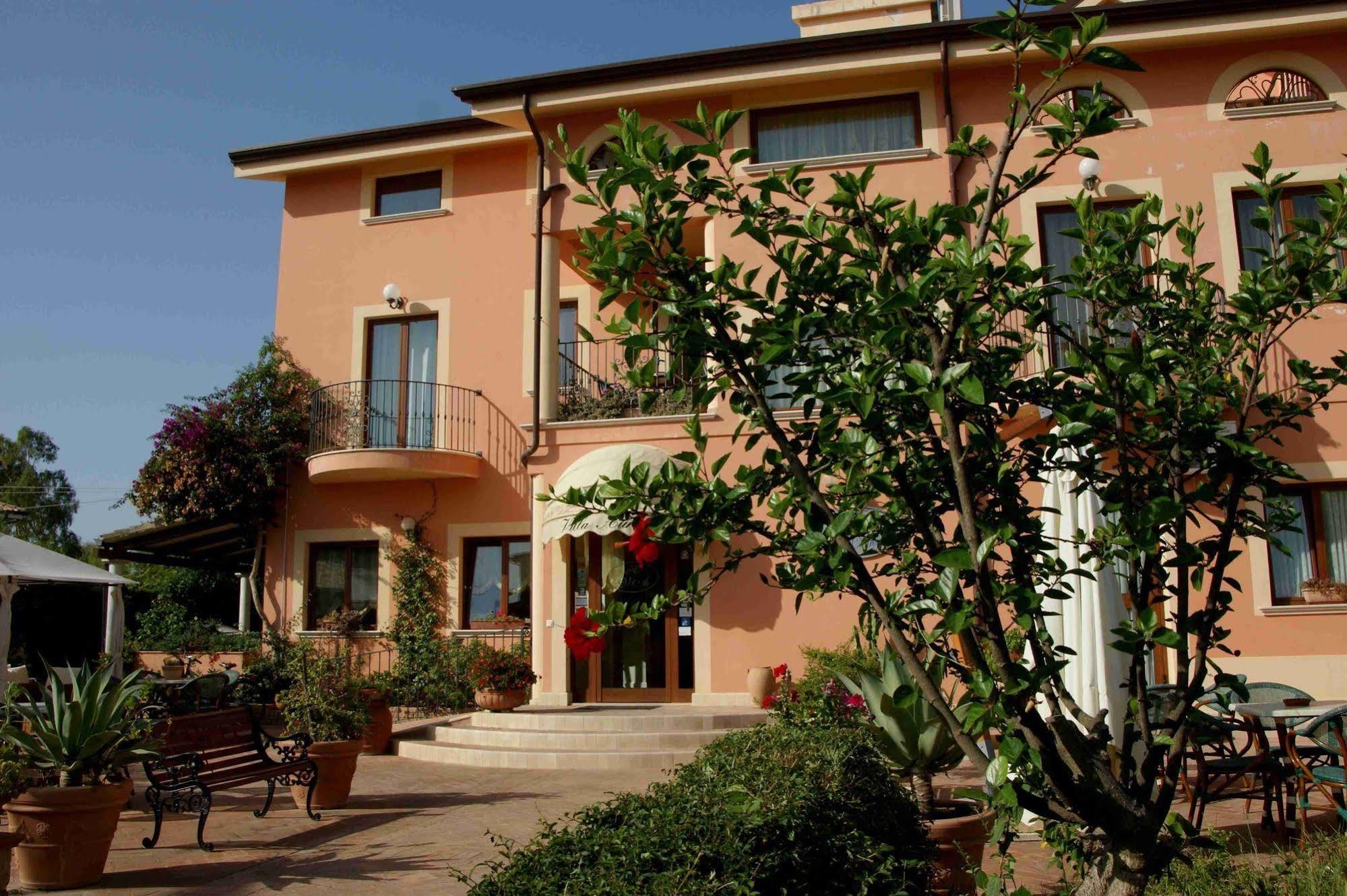 Villa Aurora Le Castella  Exterior foto